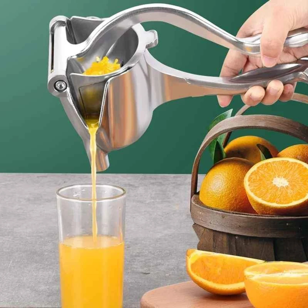 Portable Manual Juicer